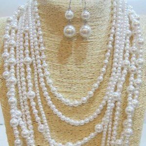 WHITE BALL MULTI LAYERED NECKLACE WITH EARRINGS